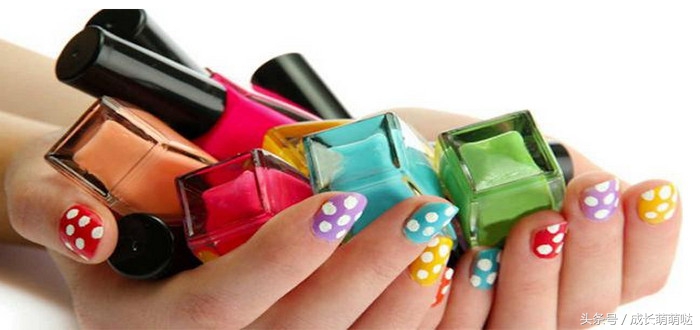 在家里自己做美甲对婴儿有影响吗,孕前做的美甲用着急卸掉吗