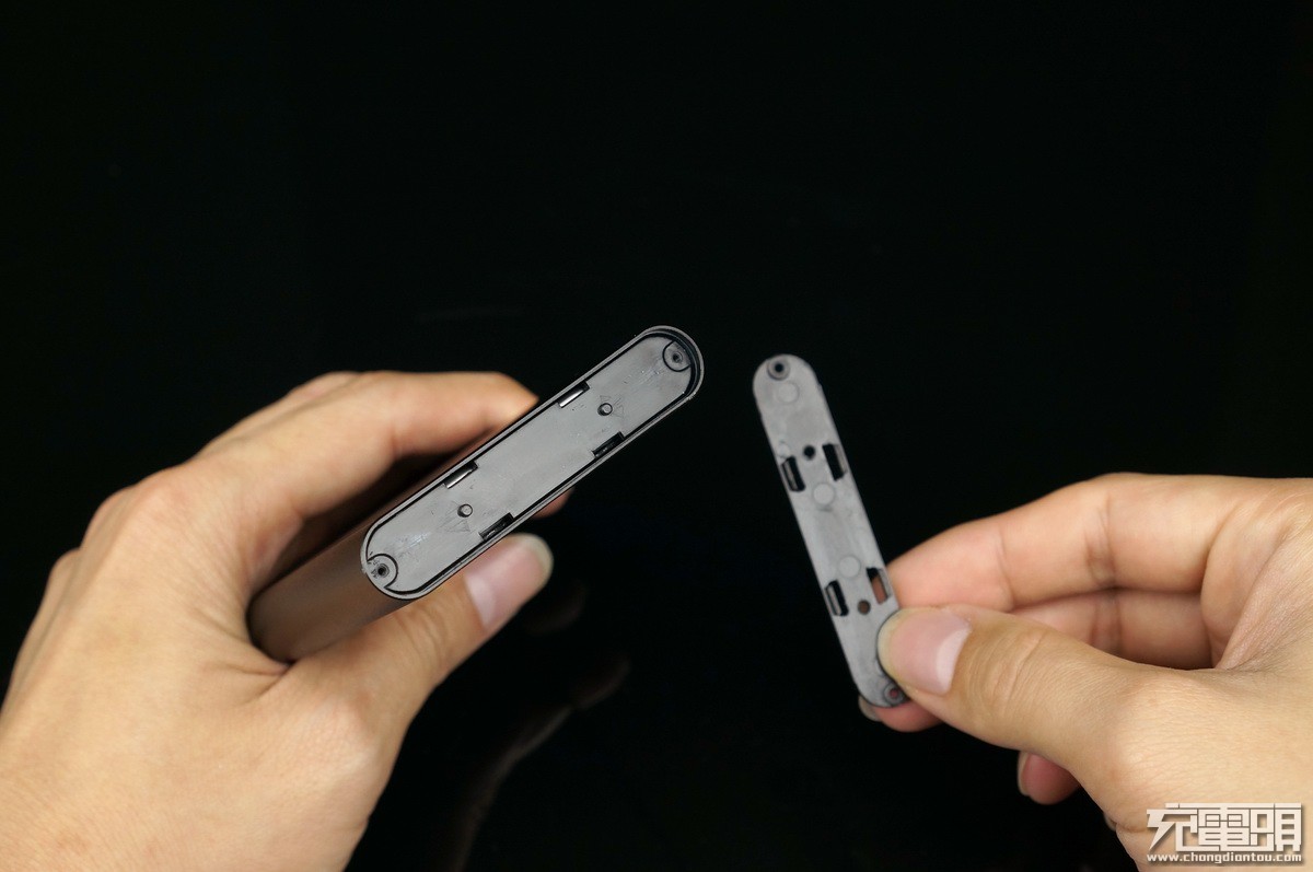 台电20000毫安快充充电宝测评,台电大屏数显18w双向快充充电宝