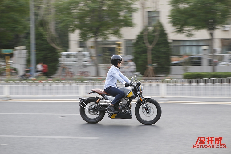 阿普利亚cr150vs宗申week8,跨骑阿普利亚cr150