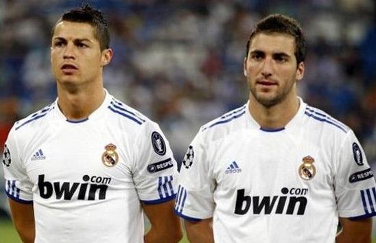 皇马能否走出失利阴影,皇马后防瓦解