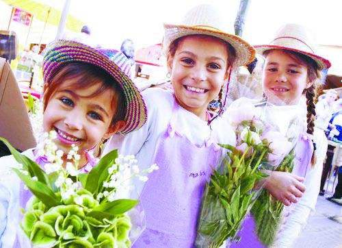 法国0距离｜深谷幽兰：一个属于花朵的法国五一节