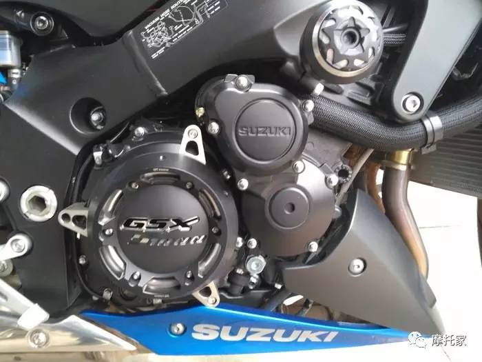 铃木gsxs1000提车测评,17款铃木gsx-s1000配置