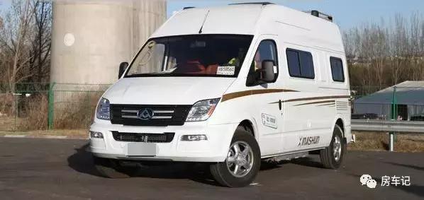 上汽大通v80长轴中顶自动挡房车,2019款大通v80豪哥自动挡房车
