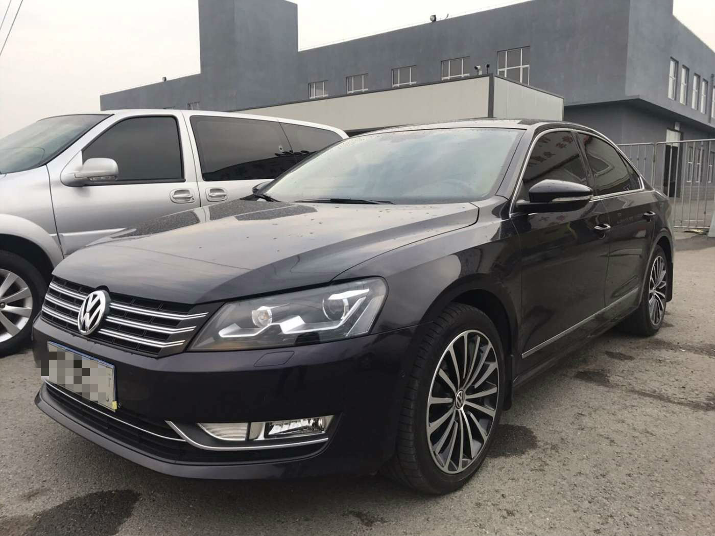 2015帕萨特1.8t御尊版购买价格,2015款帕萨特1.8御尊版值多少