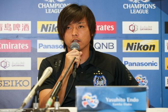 一代中场大师就此谢幕,深度解析中场大师的踢法