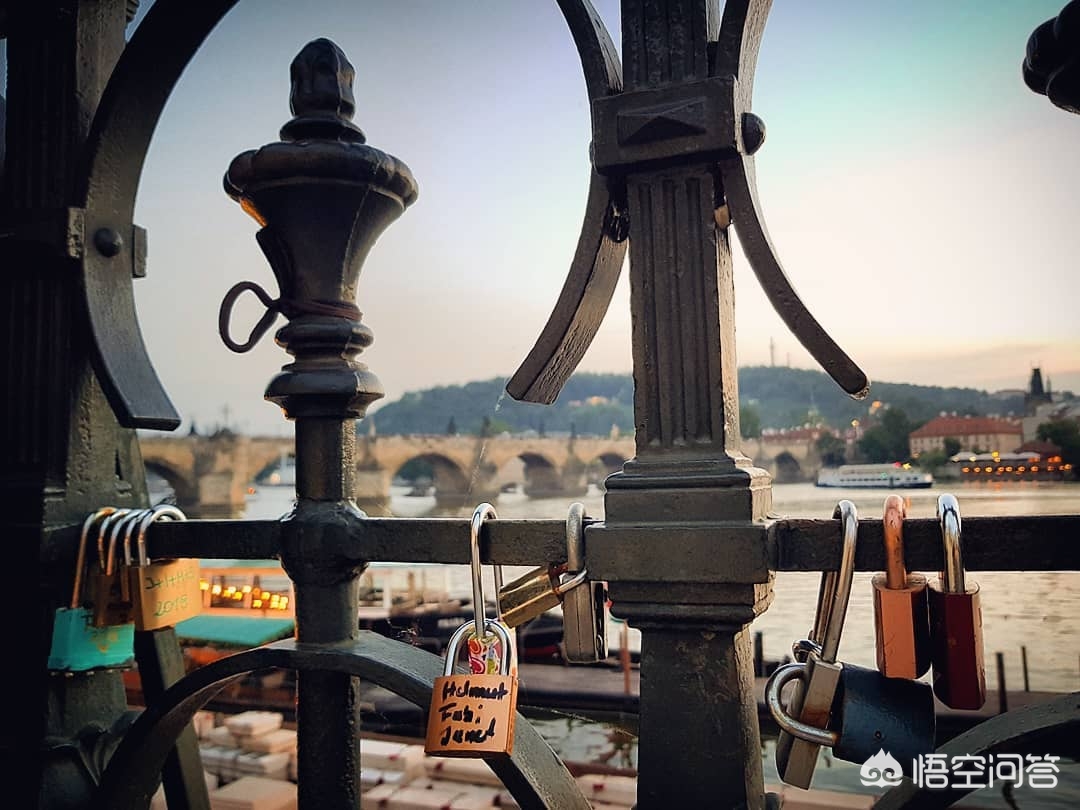 布拉格两晚一天游,布拉格三天旅游攻略完整