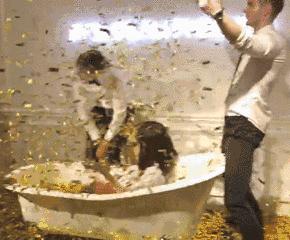 扎心不？彩妆老司机YSL这次开了艘游轮接你去剁手！