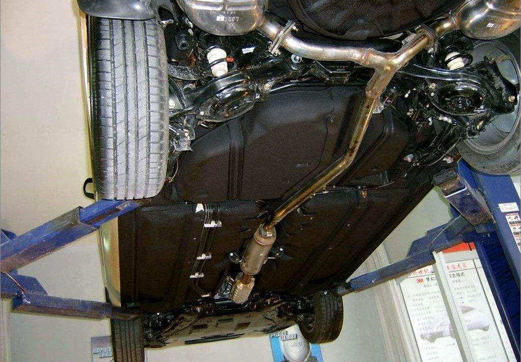 有没有必要喷底盘装甲,底盘装甲有必要吗混动