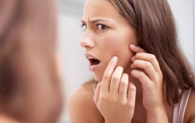 *褐斑黄**、乳腺癌都源自不开心!沏一杯能让你开心的“解郁茶”