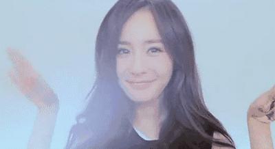 撞衫不可怕谁丑谁尴尬的视频,撞衫不可怕谁丑谁尴尬配乐