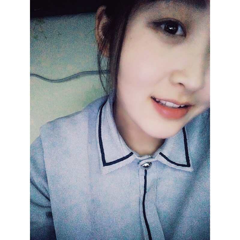 女球迷专访|因爸爸做鲁蜜美女大学生的一路忠橙