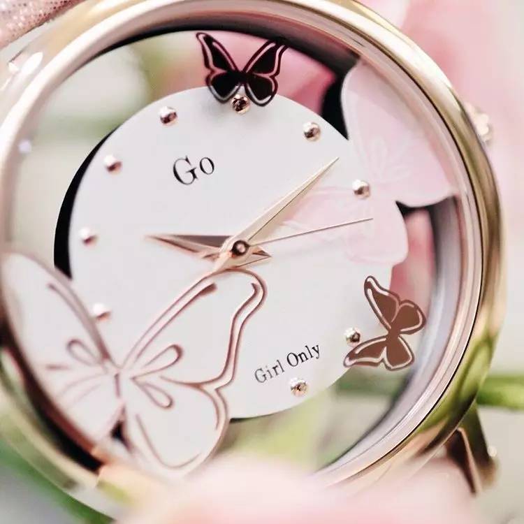 年轻的女人戴什么手表好,年轻人戴什么手表比较好女士