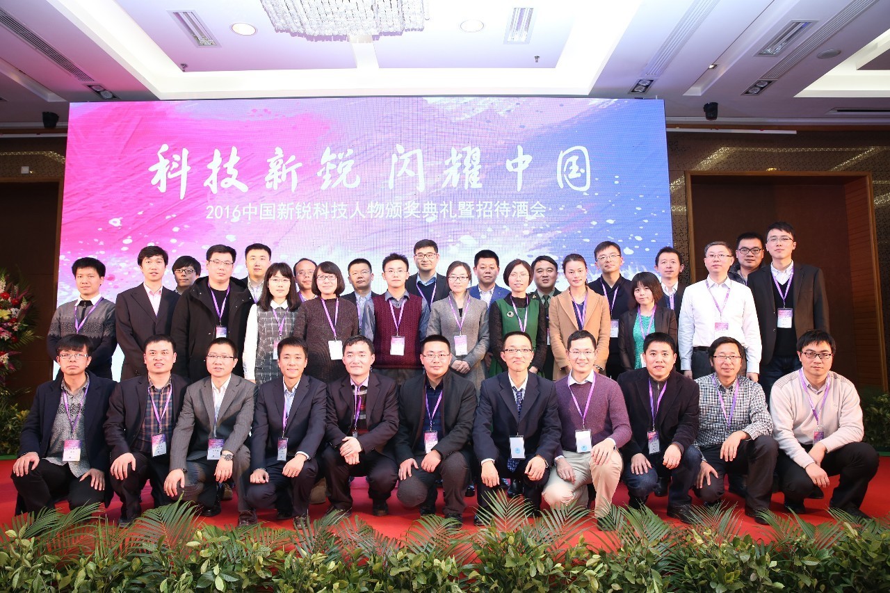 四月是你的生日伴奏,四月是你的生日手语舞完整版