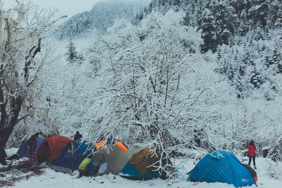 成体背包客带起包子重回甲尔猛措
