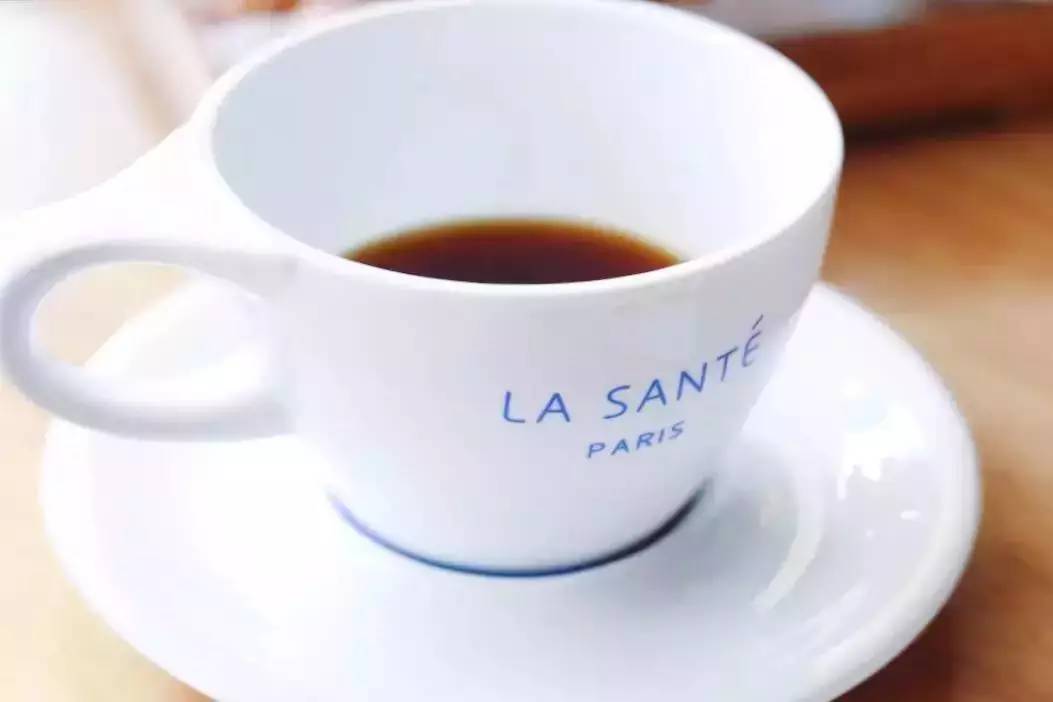 BLUFISH|他在天津造了这座蓝色的饕餮城堡,只为把青梅竹马的她从巴黎追回来