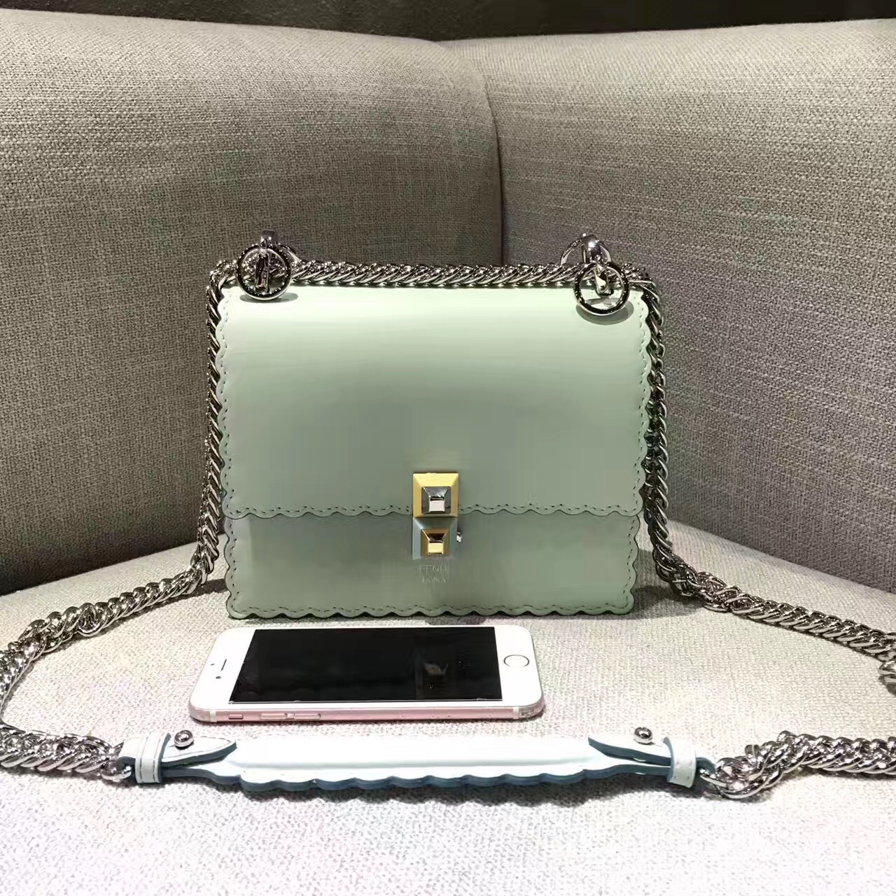 fendi包包哪一款最好看,fendi包最新款