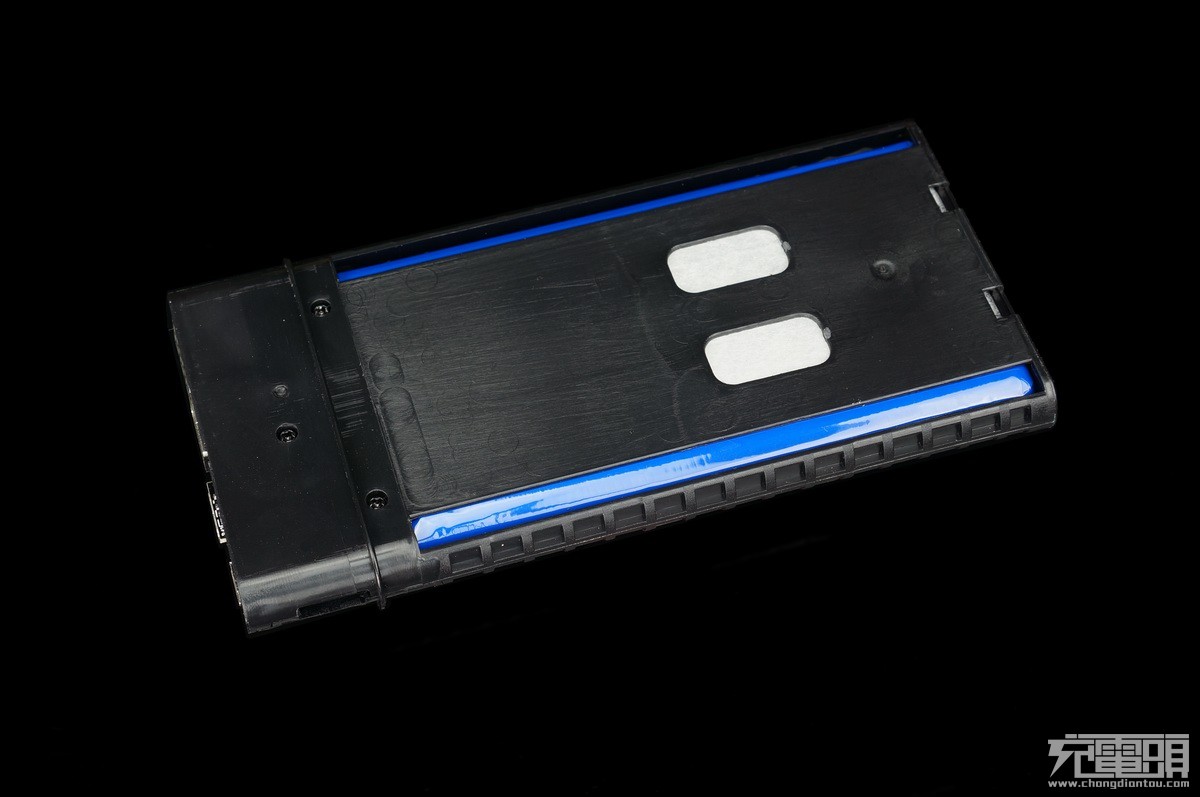 台电20000毫安快充充电宝测评,台电大屏数显18w双向快充充电宝