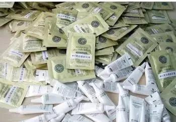 鍗′开缂囦笣澶х墝鍖栧鍝侀潬璋卞悧,鍗′开缂囦笣鏄鍝佸悧