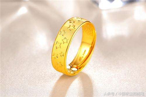 黄金戒指变形了自己在家怎么弄,黄金戒指变形了怎么维修