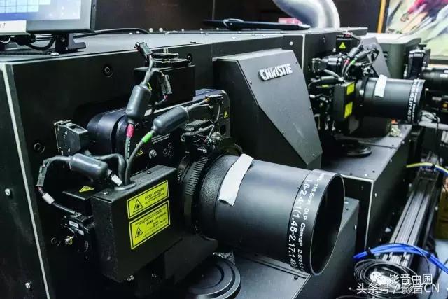 自制投影激光光源,投影机选激光还是传统灯泡光源