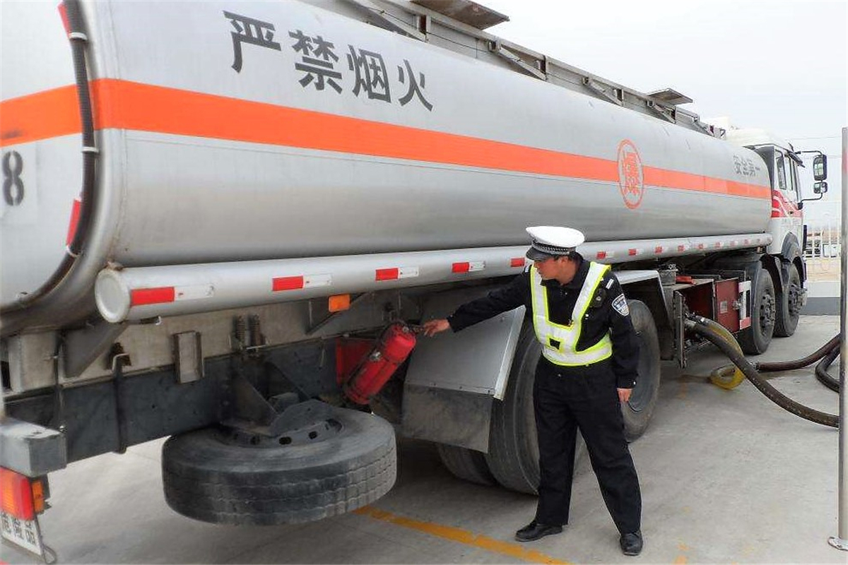 新手驾照被扣6分怎么办,驾照新规扣分规则