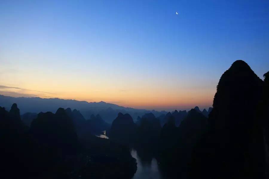 元宝山下,山水云间,悠悠闲云时光,恰好那时我也在