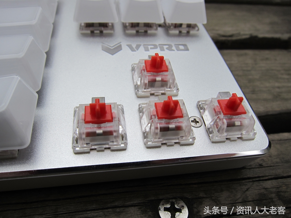 雷柏机械键盘v500冰晶版,雷柏v500s冰晶版怎么样