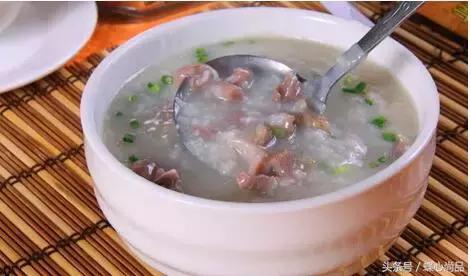 吃什么食物可以缓解近视,对近视眼睛好的水果和食物