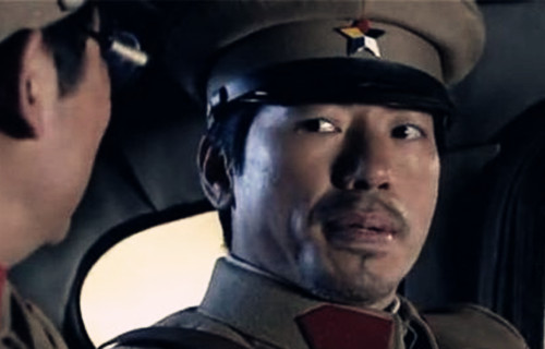 孙殿英赌钱被打谁救了他,孙殿英被土匪逼着去赌钱