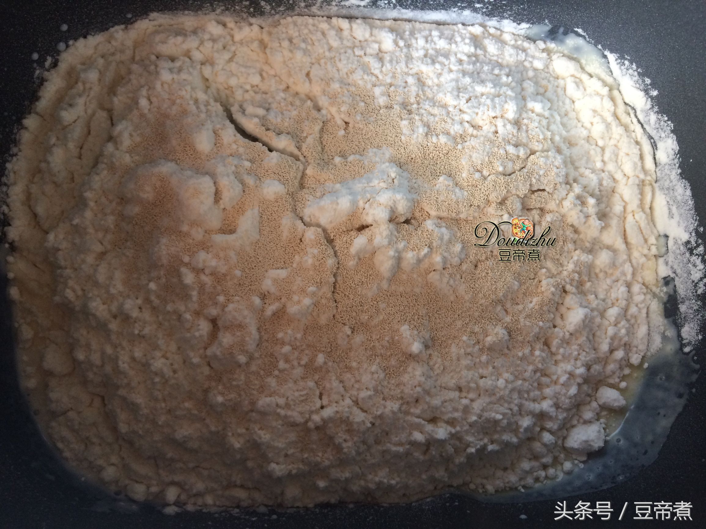 在家做好吃的葱油面包,宝宝早餐面包一岁以上在家里做法