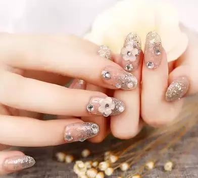 双手美甲贴怎么贴,超长又好看的美甲贴