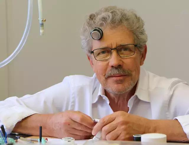 明星都戴什么潮表,真正的阔太都不高调