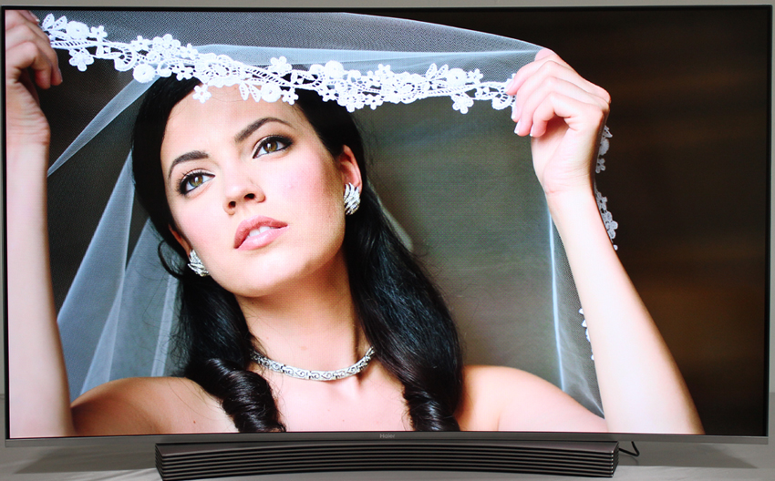 一台设备控制智能家居,一台电脑控制全屋电视