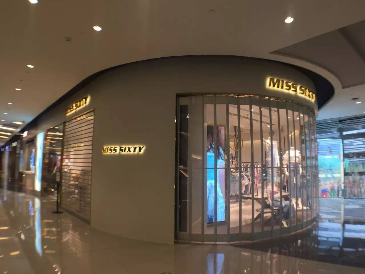 上海来福士是什么商场,魔都上海长宁来福士