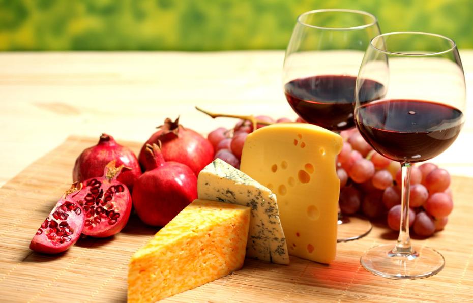 喝酒皮肤变好了,女人经常喝酒皮肤反而越来越好