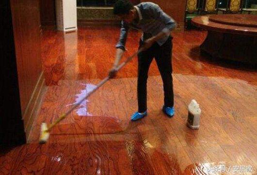 什么地板蜡用的时间久,地板蜡有什么有害物质