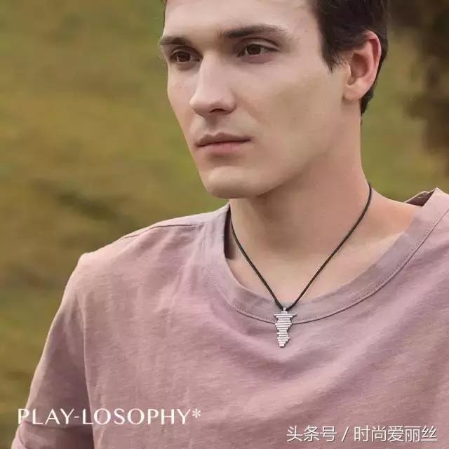 他把妹妹莫文蔚的声音做成戒指送她，定制“会说话”的告白礼物！