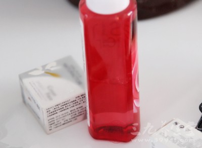 治疗皮肤过敏用哪种过敏药好,皮肤粘胶带过敏用什么方法不过敏