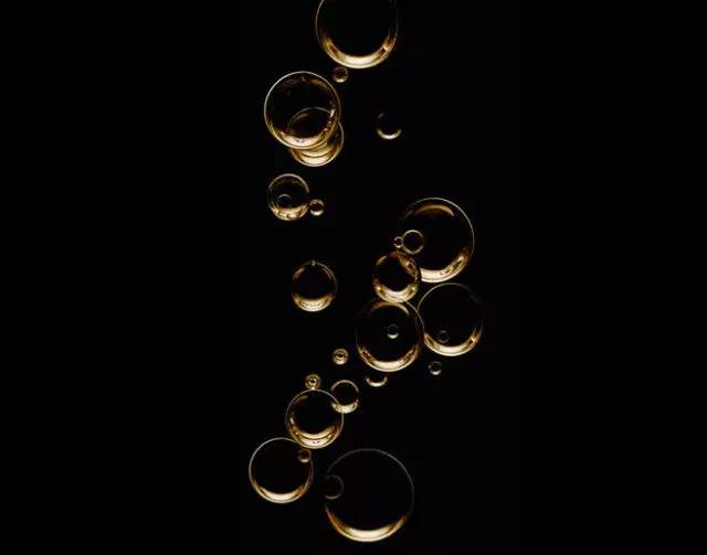 揭秘｜爱它，高贵冷艳又神秘（下）-保湿抗老精华篇