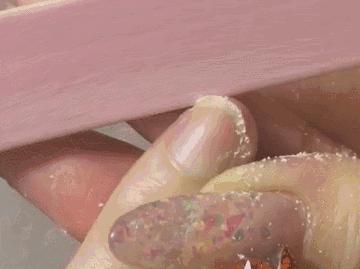 指甲又薄又锋利怎么办,指甲又薄又软该怎么办