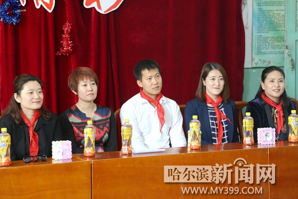 百件乐器“演奏”派特森公益序曲新一小学有了自己的民乐队