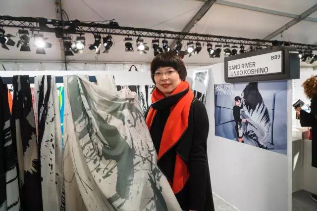 内蒙巴黎时装周,内蒙古服饰巴黎时装周