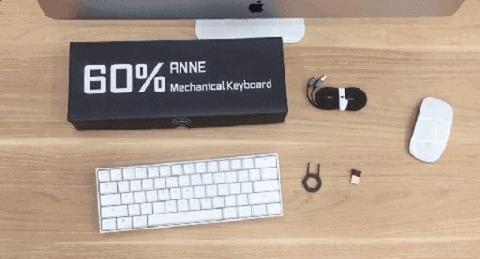 目前手感最好的青轴机械键盘,樱桃rgb键盘