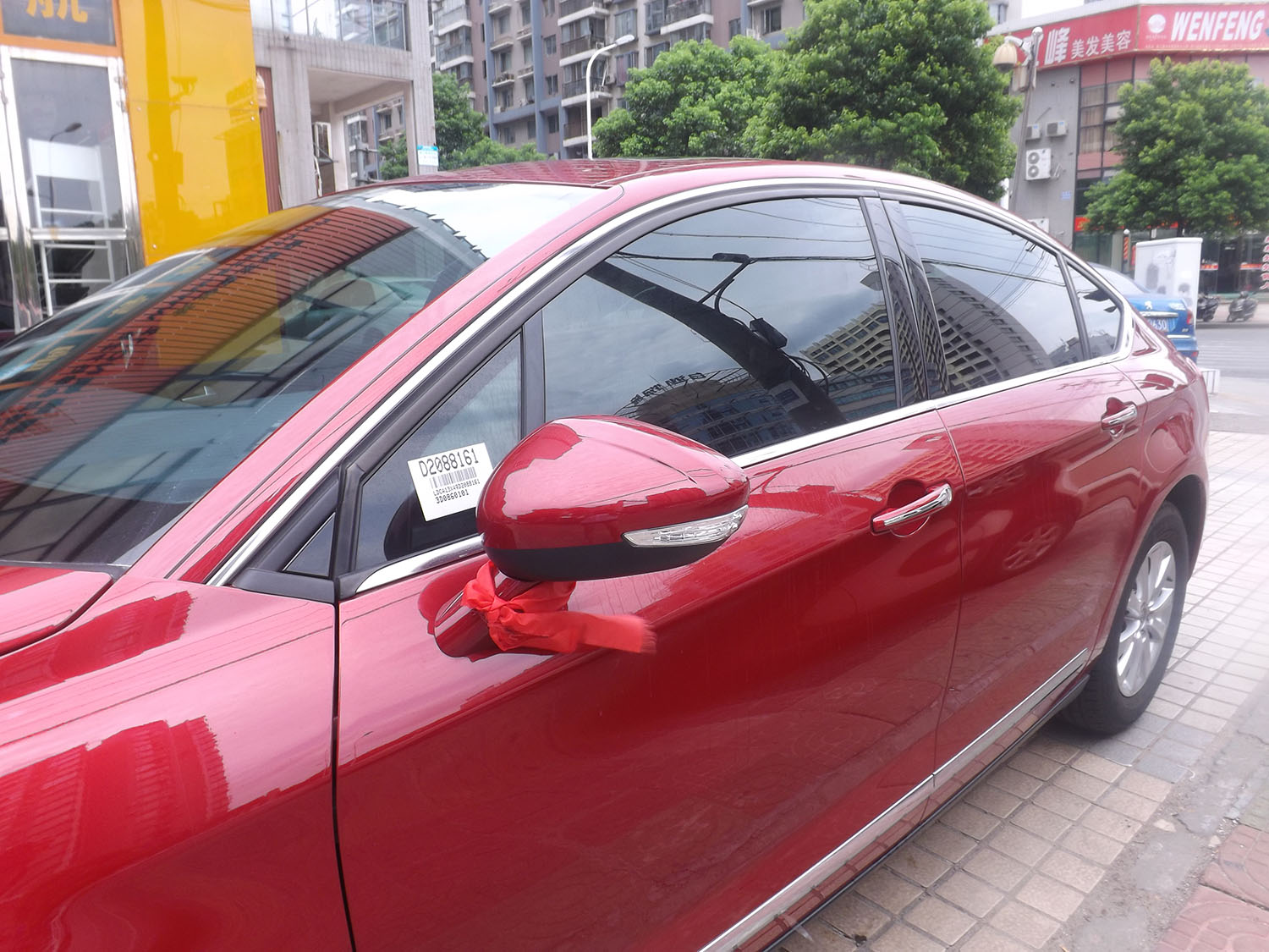 深圳汽车贴膜什么品牌好？龙膜怎么样？