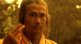 总有一瞬间感觉眼前的事发生过,总感觉要发生什么大事