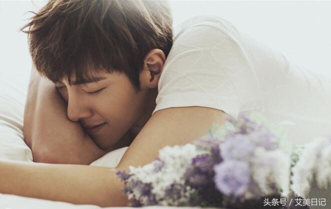 男性不可不知的基础护肤小窍门,男生护肤逆袭变帅的方法