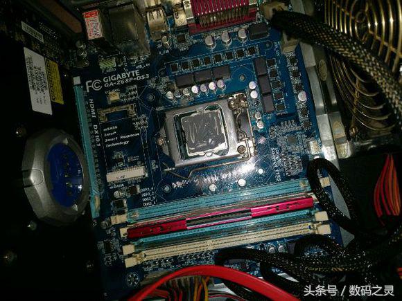 廉价的i7,300元的i72700