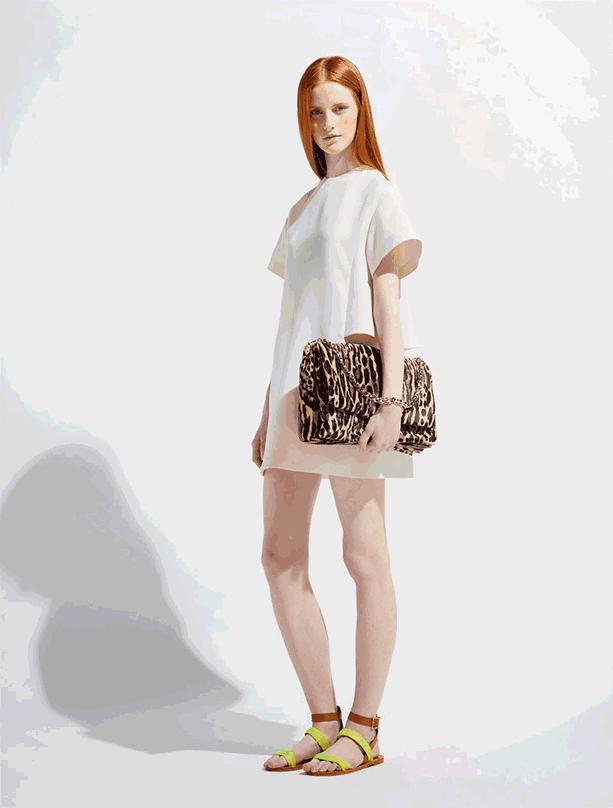 毕业求职穿什么衣服,去大学面试穿什么衣服