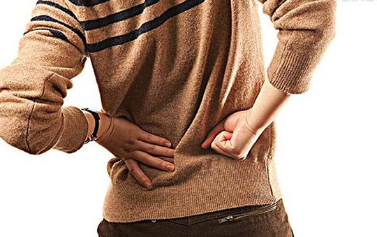 每天10分钟改善腰椎盘突出,按摩针灸可以治疗腰椎间盘突出吗