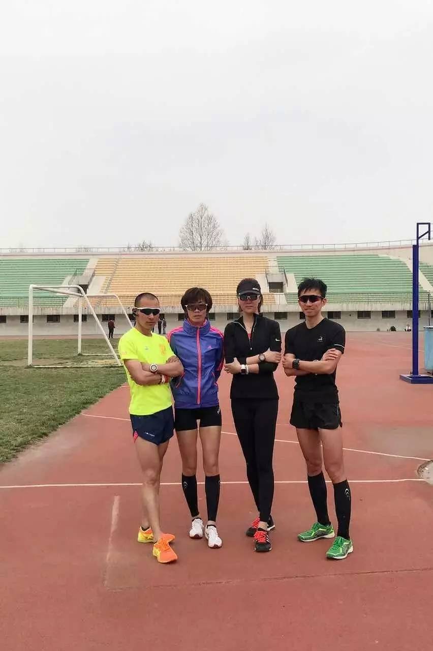 唐辉马拉松运动视频,马拉松唐辉夺冠